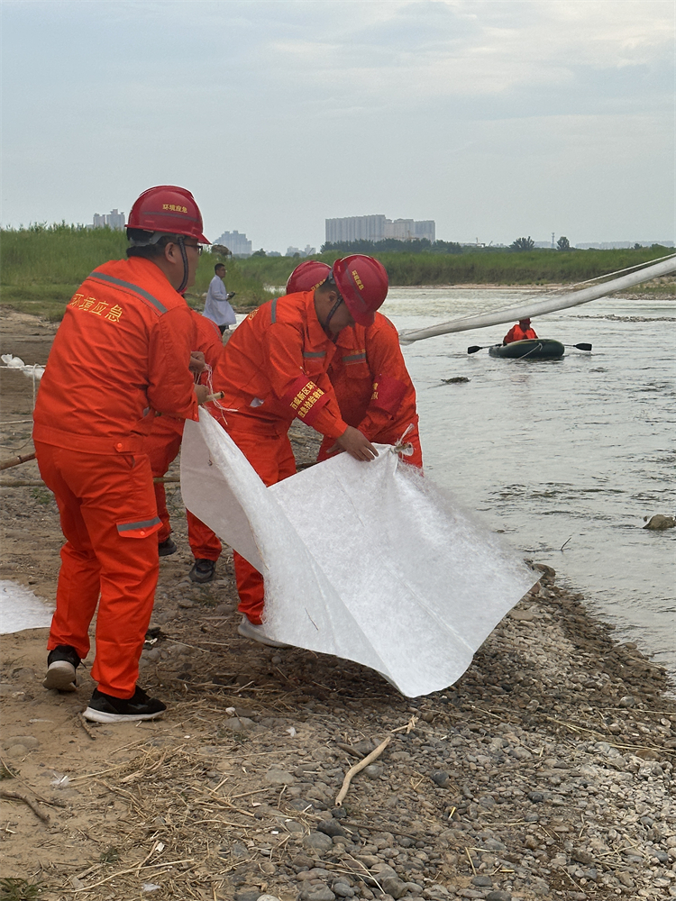 648faf5287e3f.jpg IMG_2096.jpg