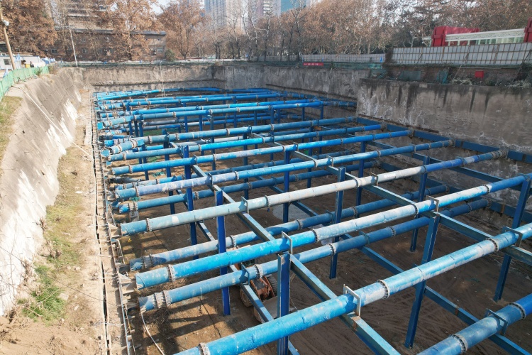 65a5cb7cc4271.jpg 內(nèi)支撐項(xiàng)目照片2_副本.jpg